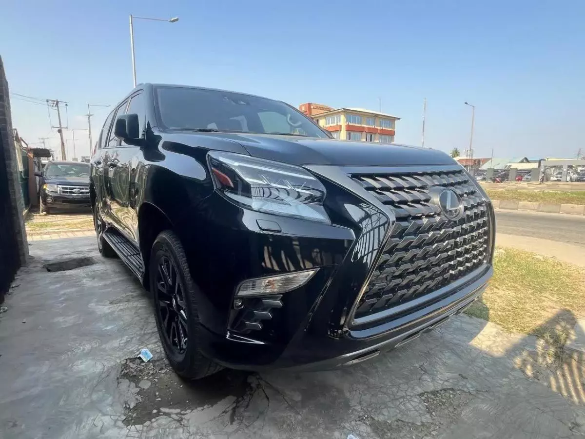 Lexus GX 460   - 2022