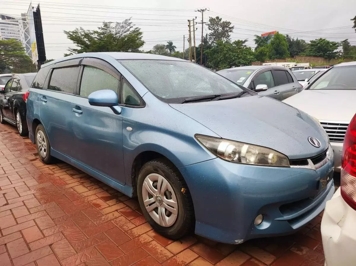 Toyota Wish - 2009