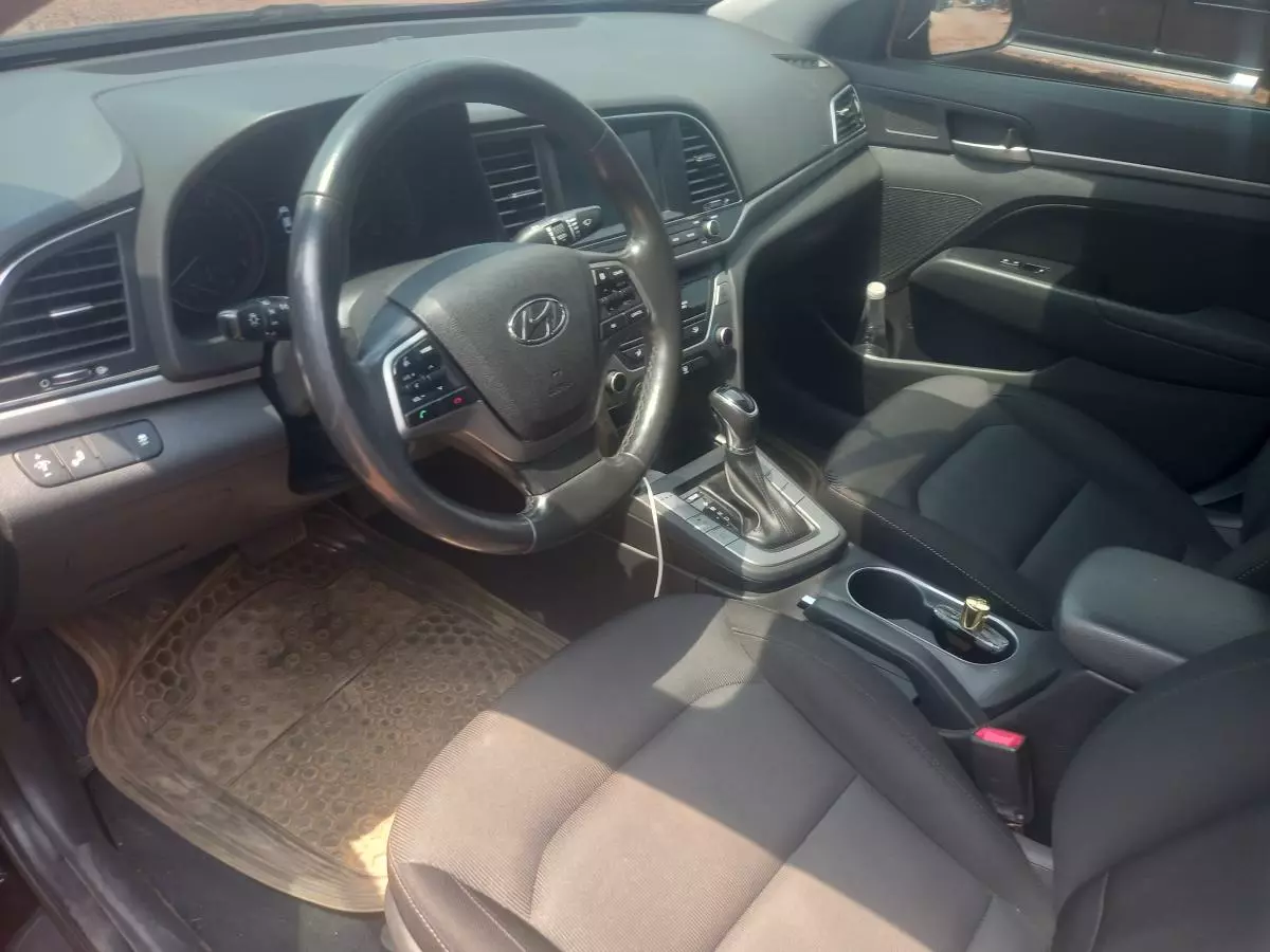 Hyundai Elantra   - 2018