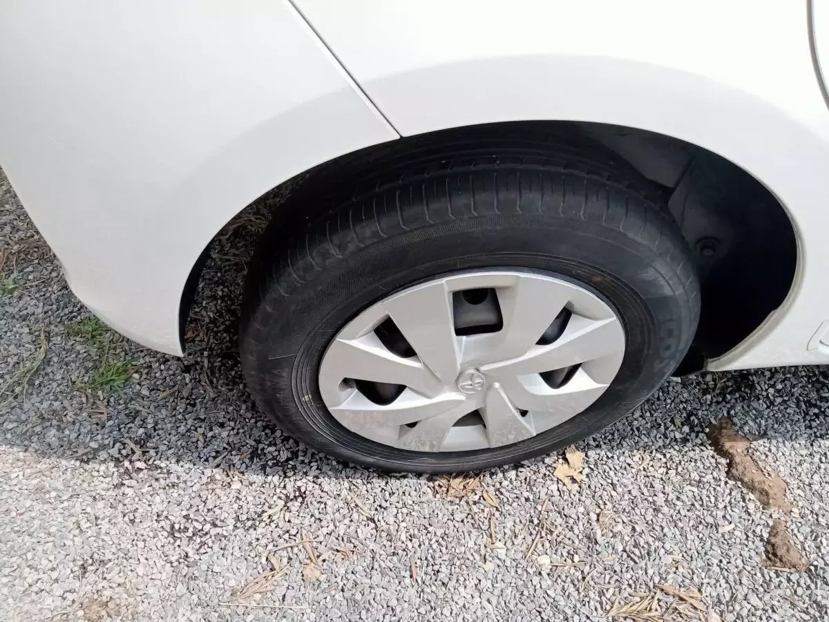 Toyota Vitz - 2015