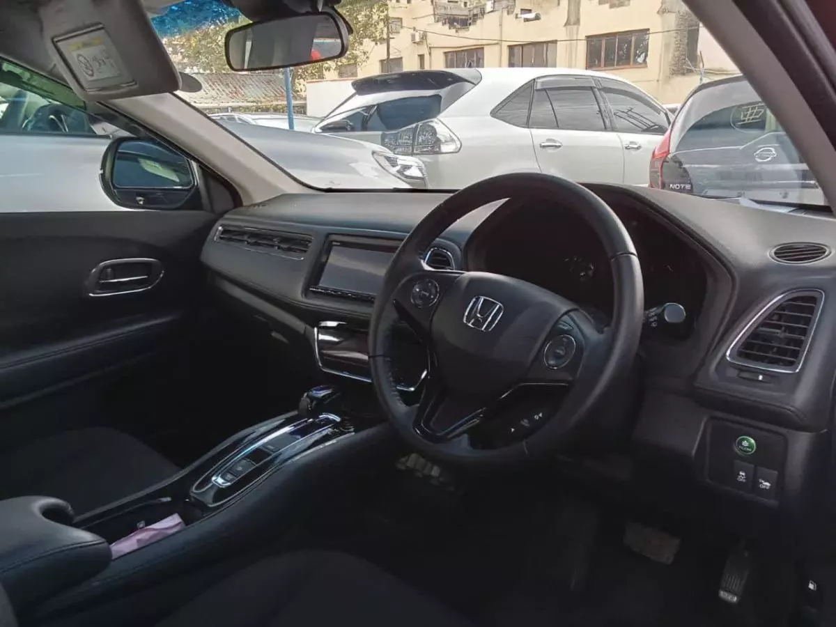 Honda Vezel  - 2016