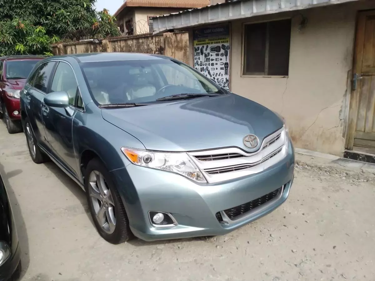 Toyota Venza   - 2009