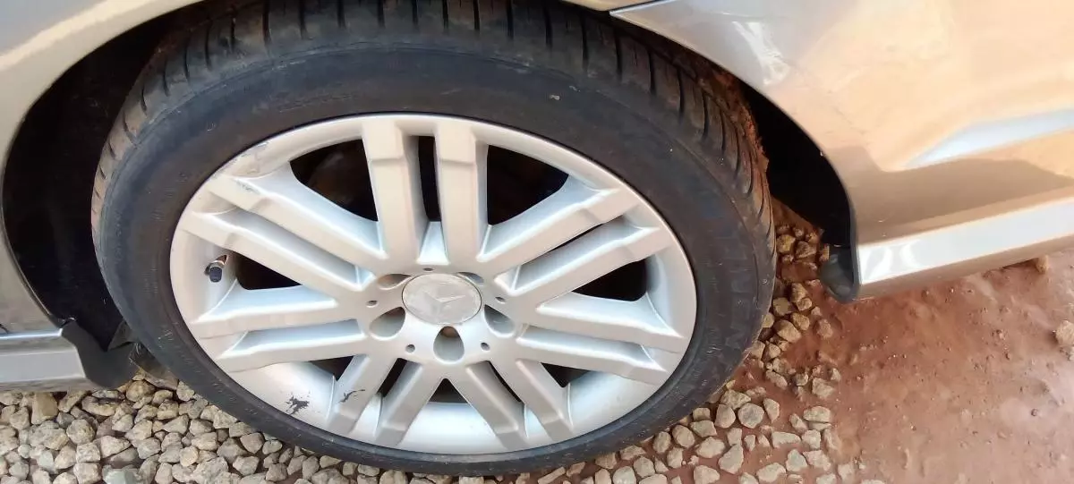 Mercedes-Benz C 300 - 2009