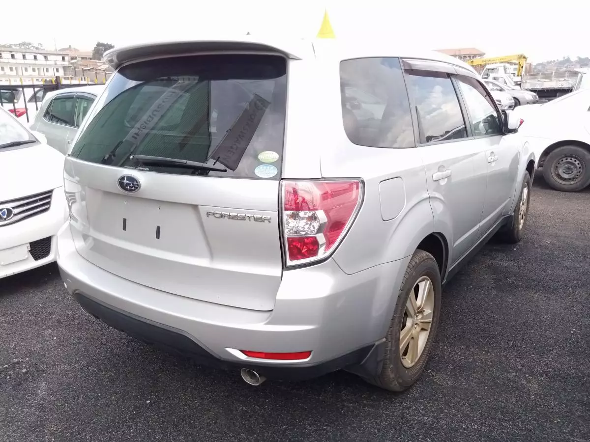 Subaru Forester   - 2009