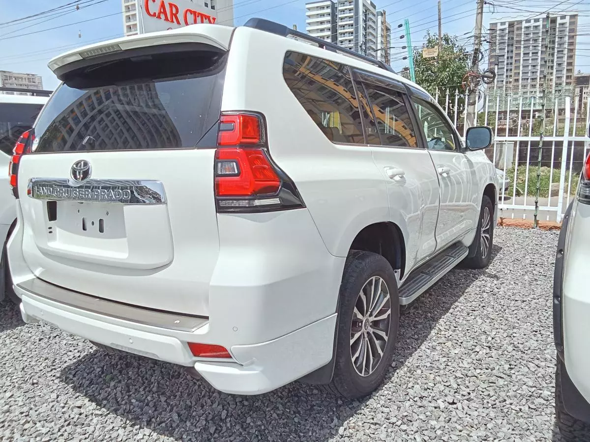 Toyota Landcruiser prado TX   - 2017