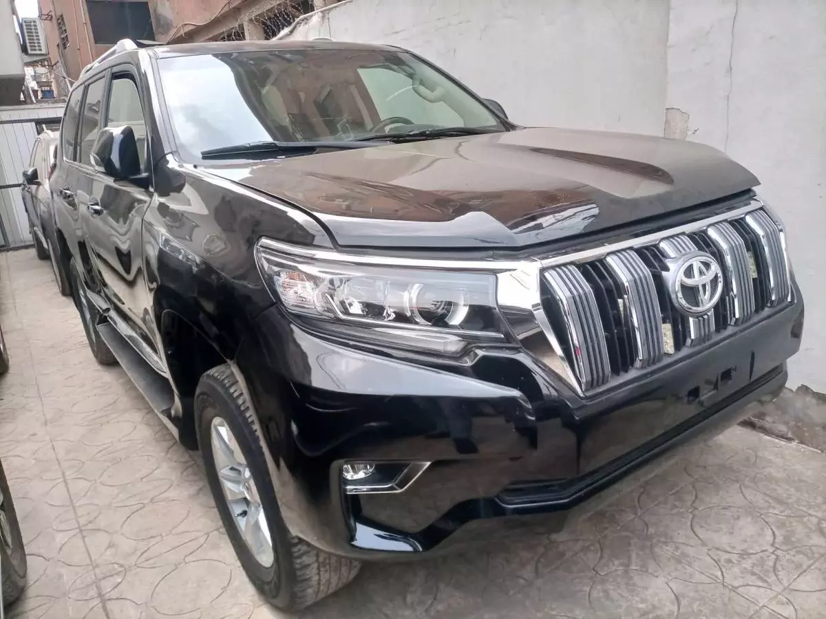 Toyota Landcruiser Prado - 2021