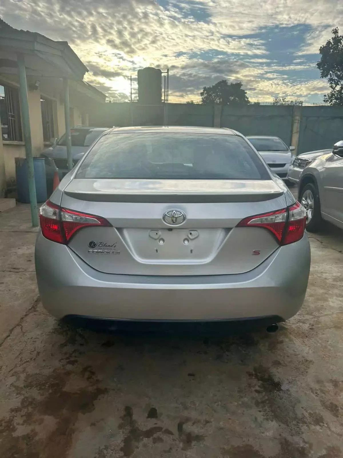 Toyota Corolla   - 2015