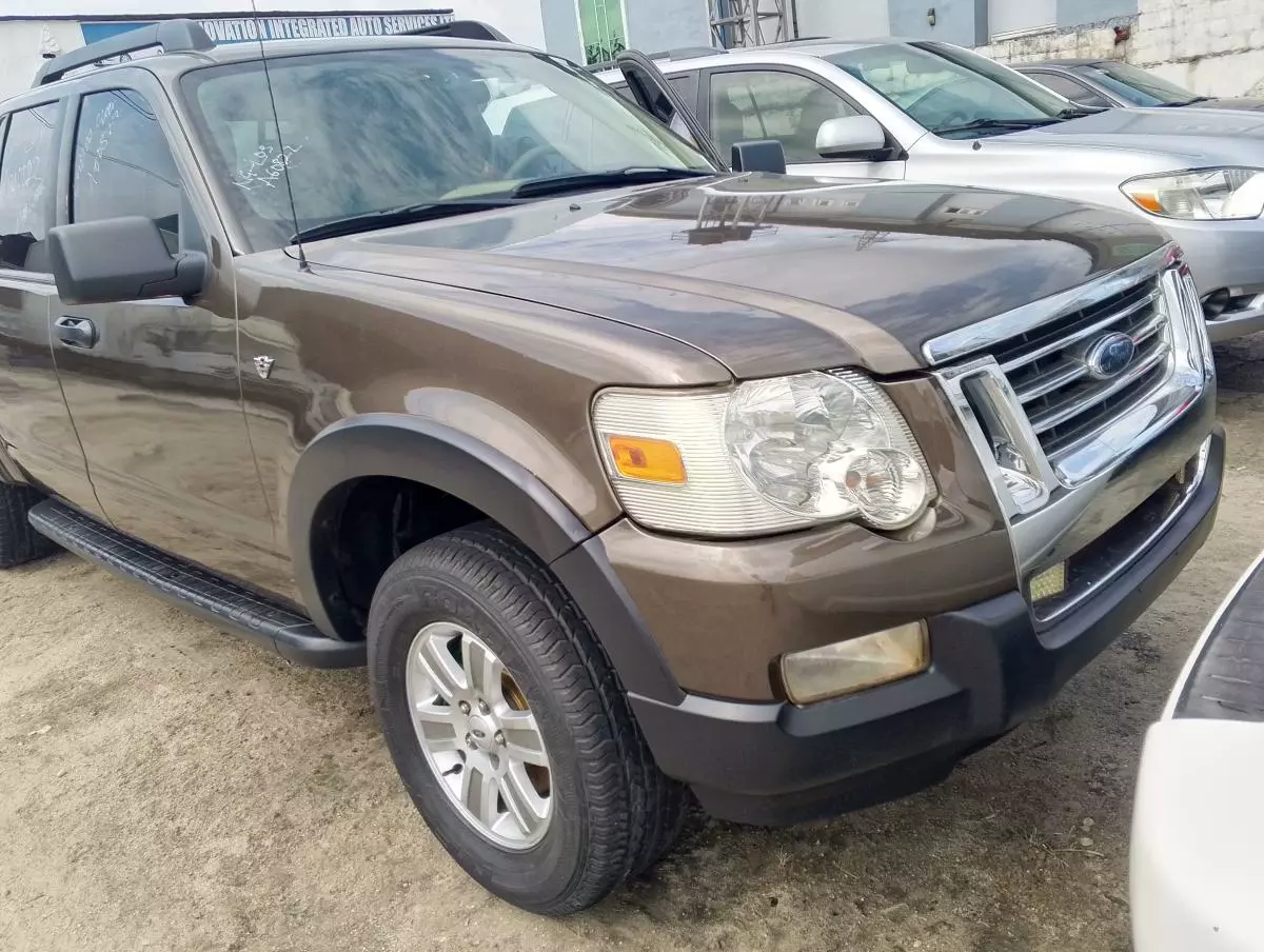 Ford explorer trac   - 2007