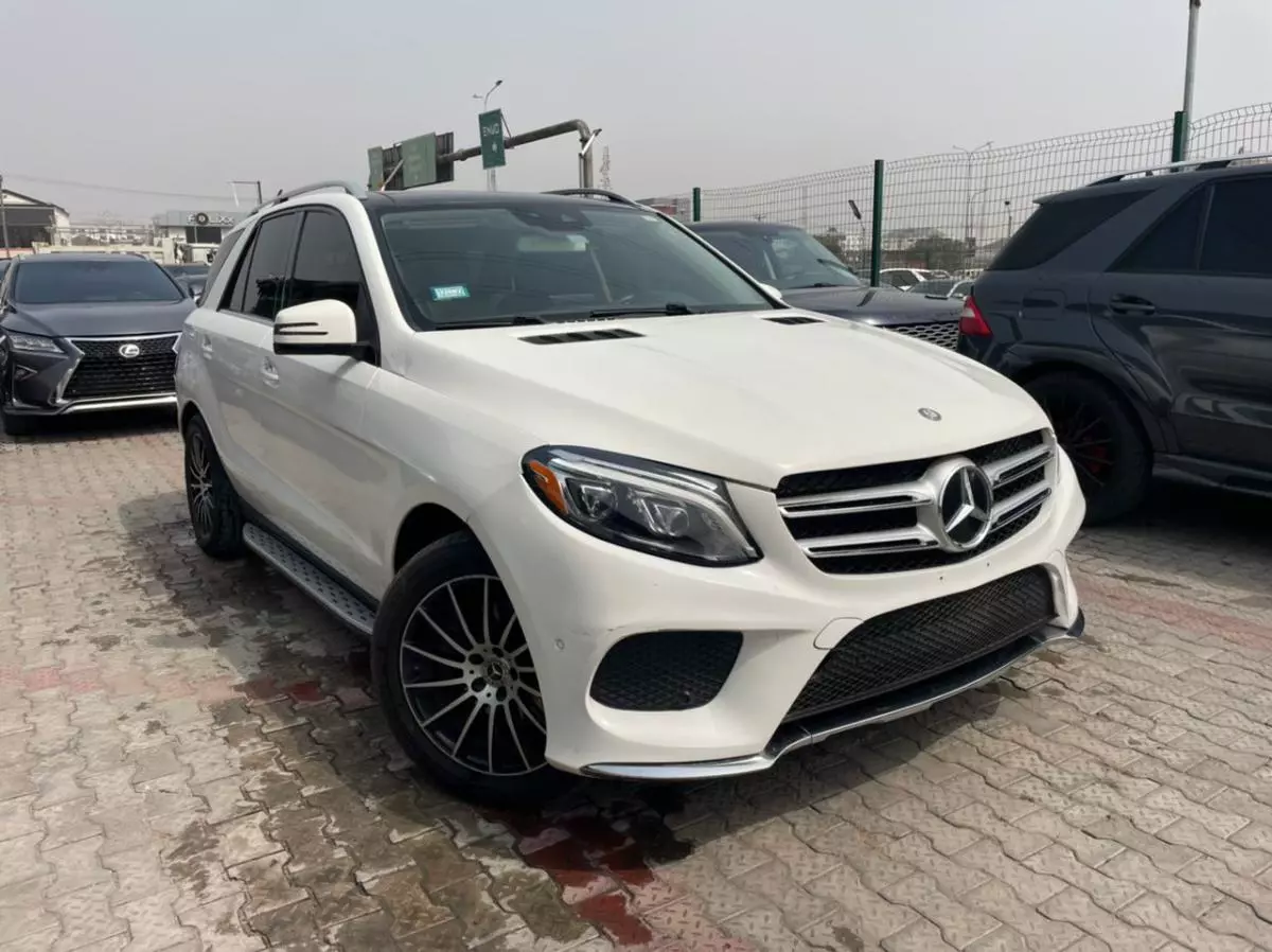 Mercedes-Benz GLE 350   - 2016