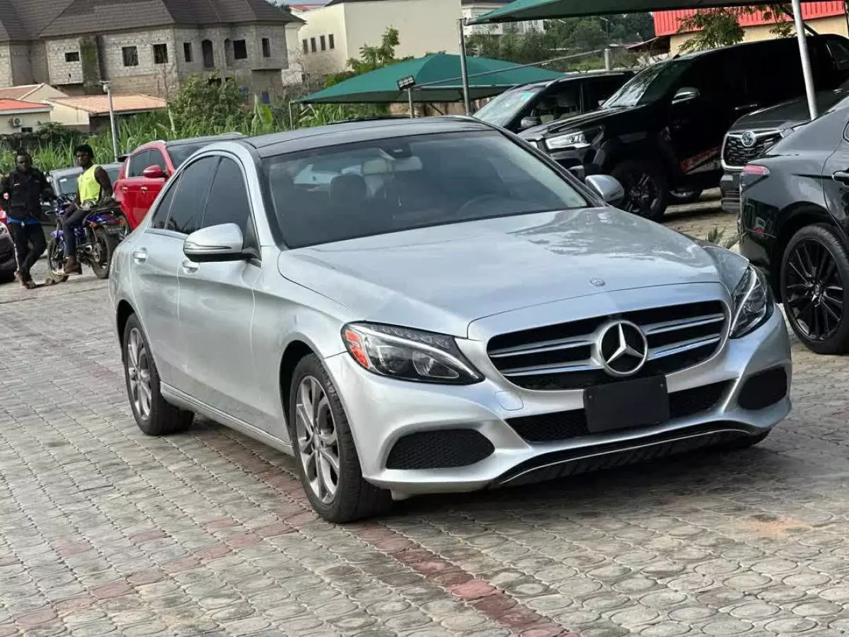 Mercedes-Benz C 300   - 2016