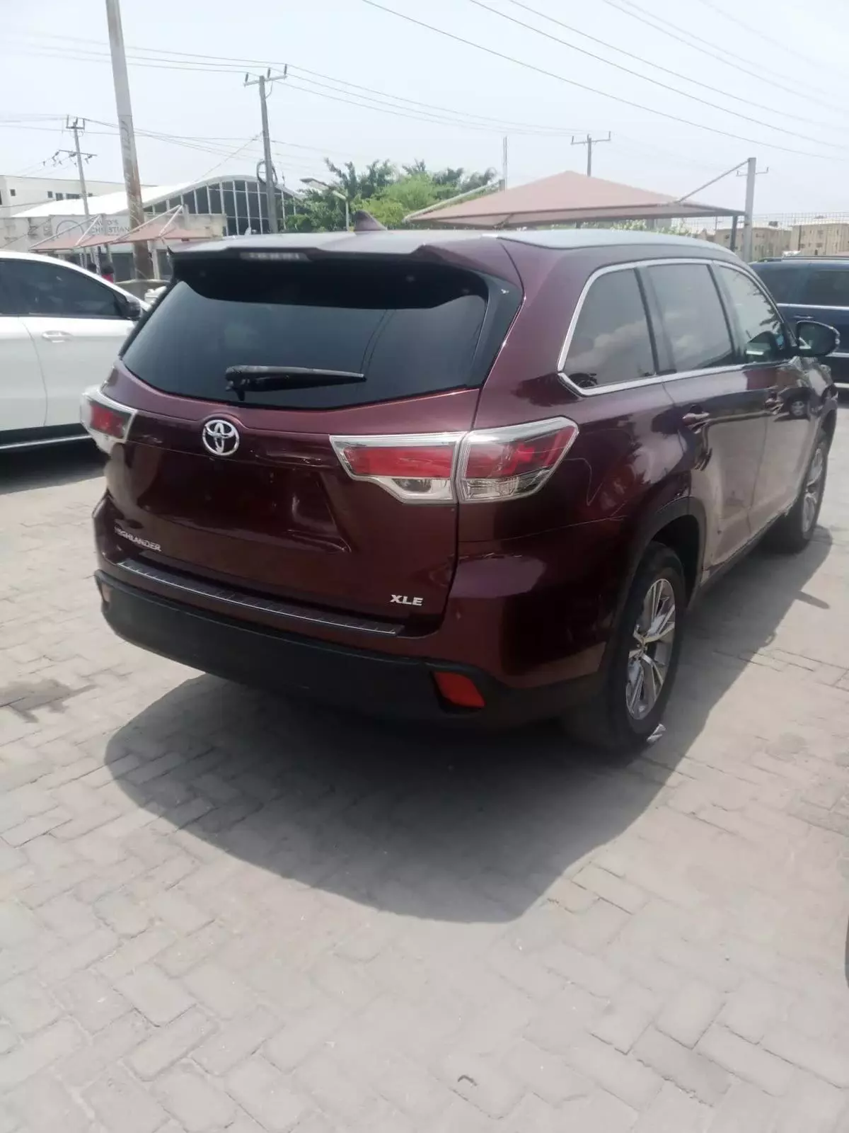 Toyota Highlander   - 2015