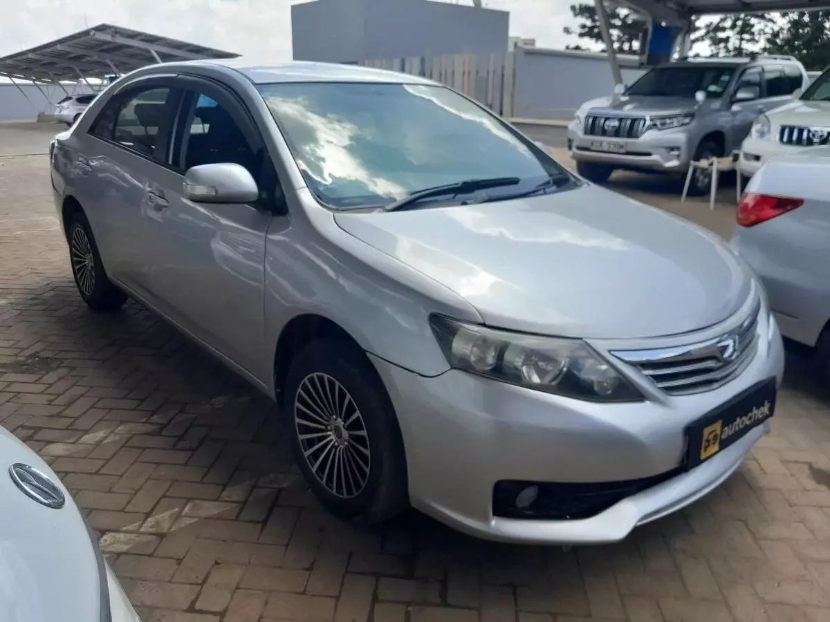 Toyota Allion    - 2012