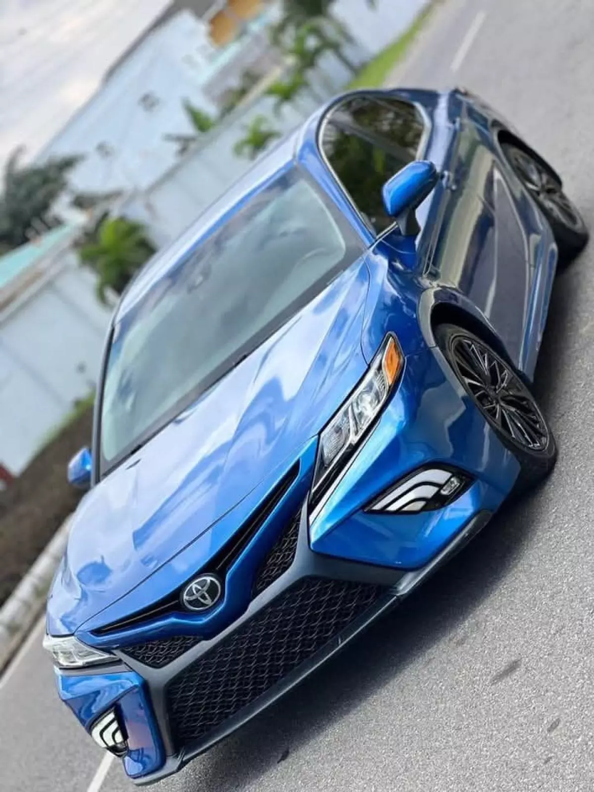 Toyota Camry   - 2019