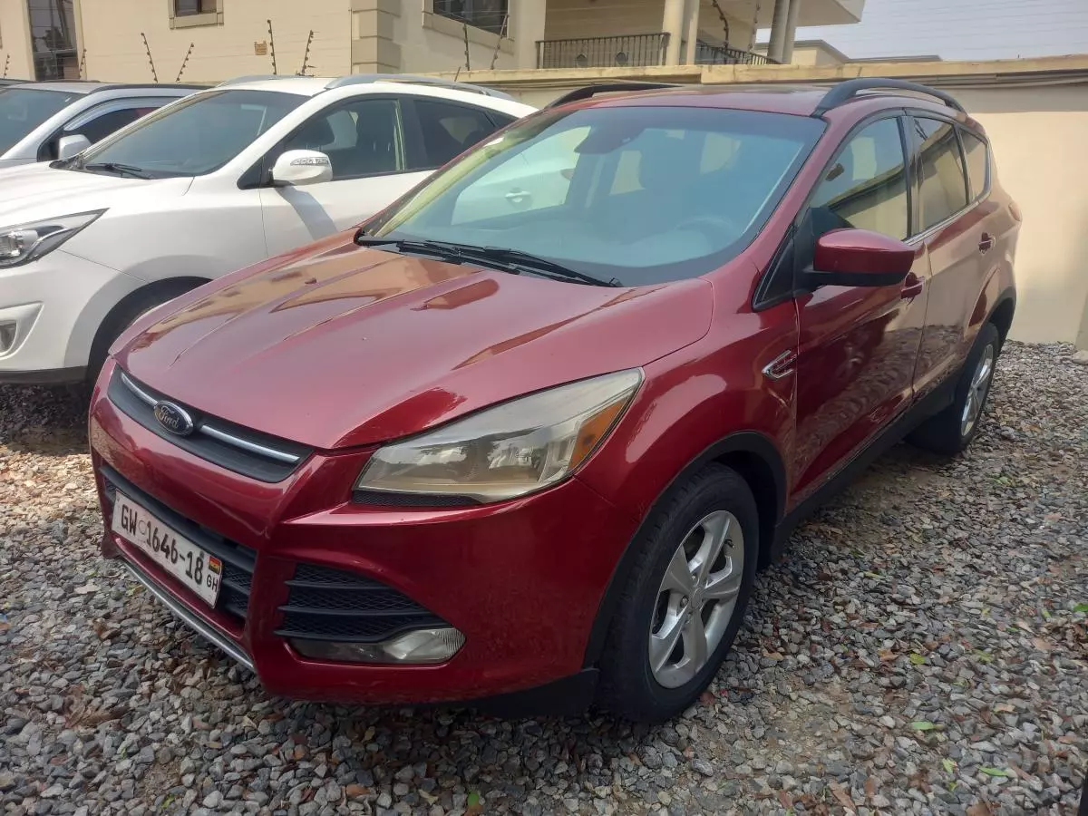 Ford Escape   - 2014