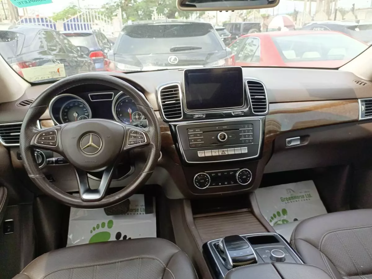 Mercedes-Benz GLE 350   - 2016