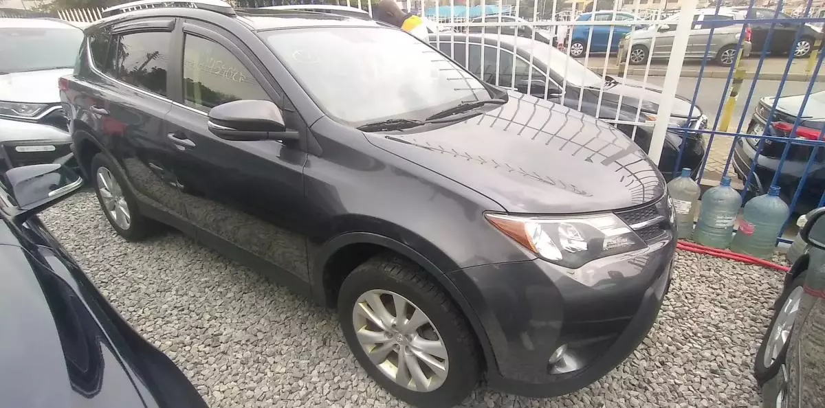 Toyota RAV 4 - 2014