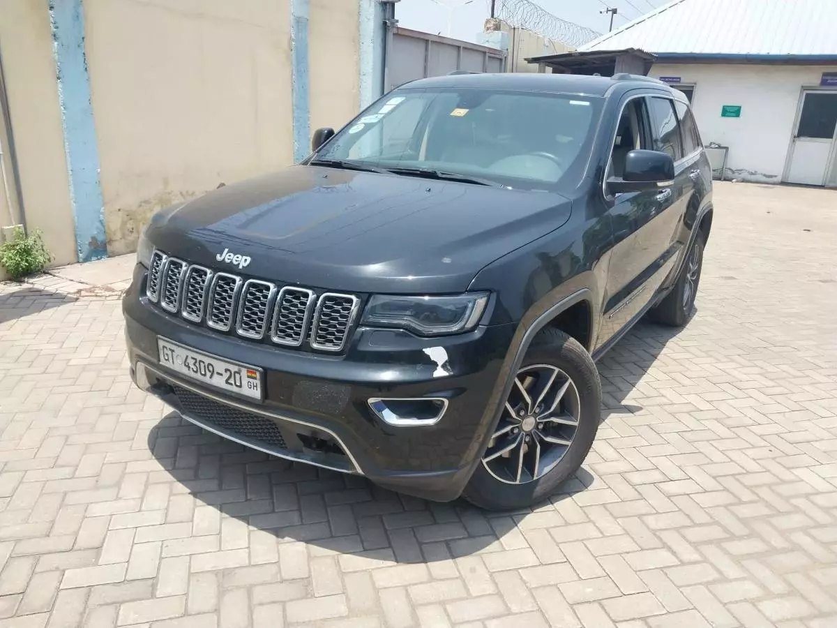Jeep Grand Cherokee - 2017