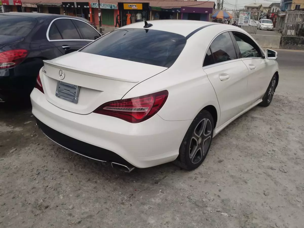 Mercedes-Benz CLA 250   - 2014