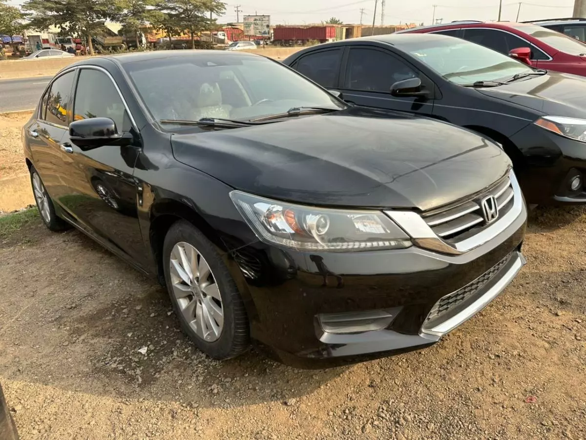 Honda Accord   - 2015