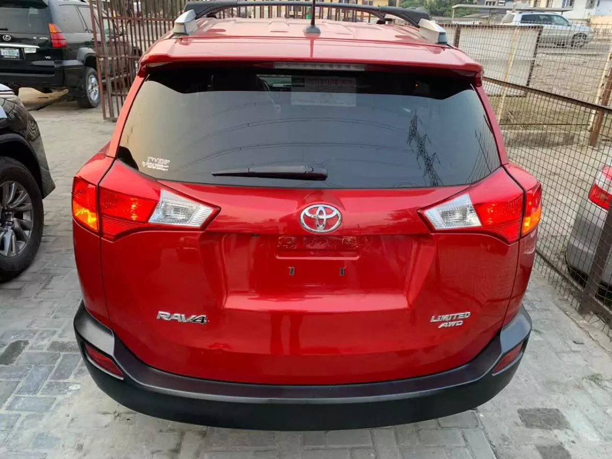 Toyota RAV 4   - 2013