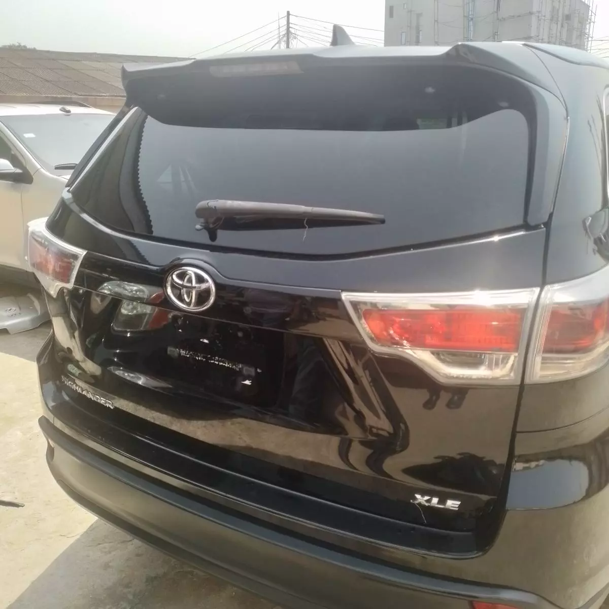 Toyota Highlander   - 2014