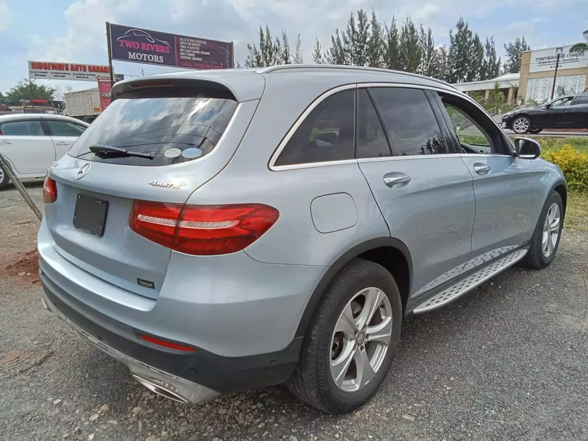 Mercedes-Benz GLC 250   - 2017