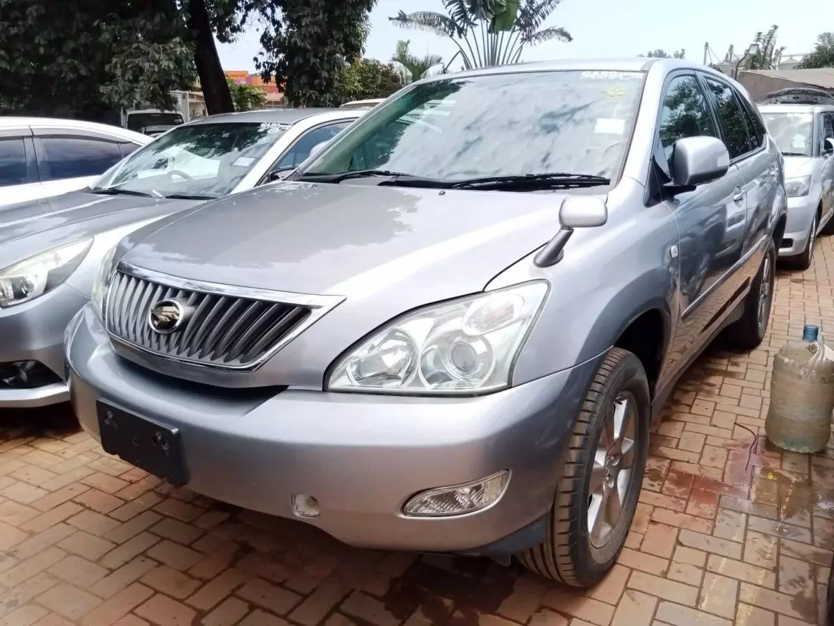 Toyota Harrier   - 2009