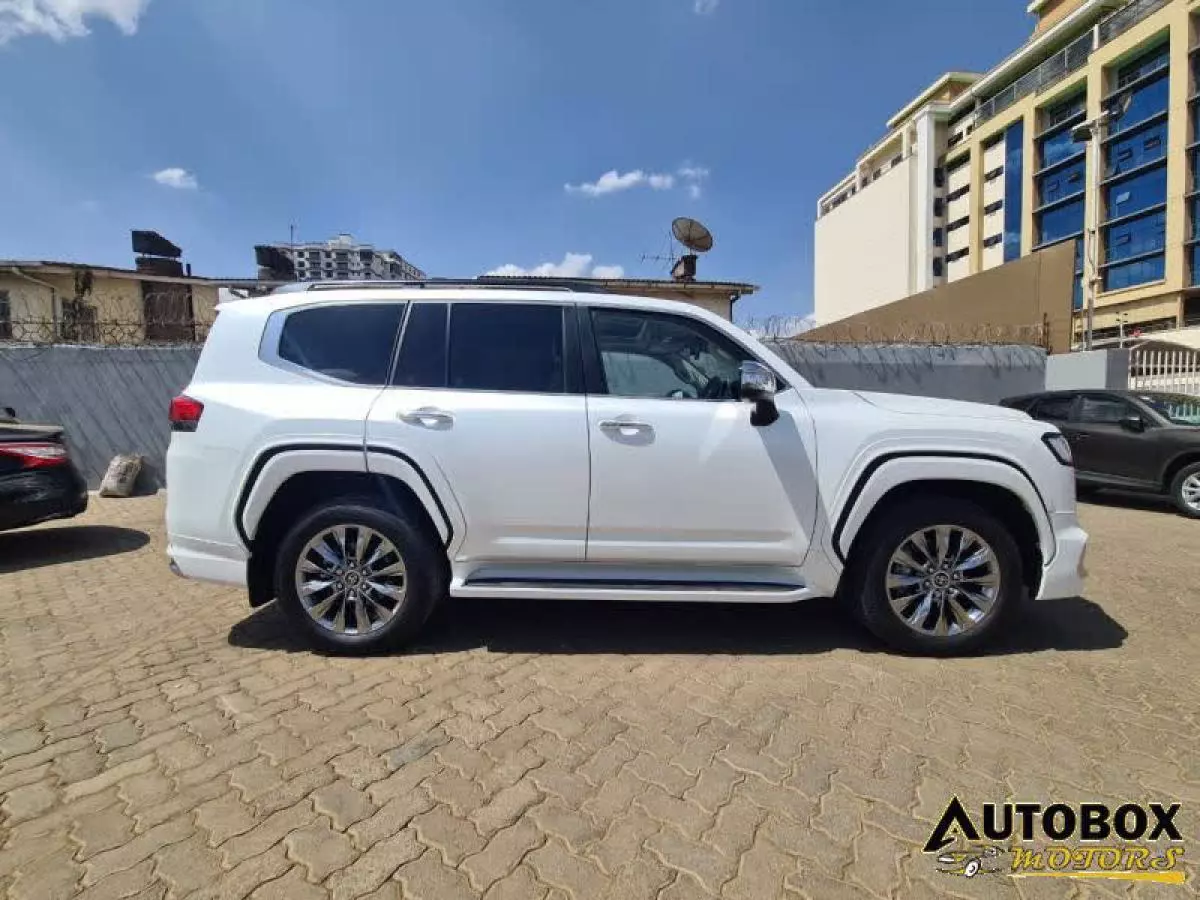 Toyota Landcruiser ZX - 2021