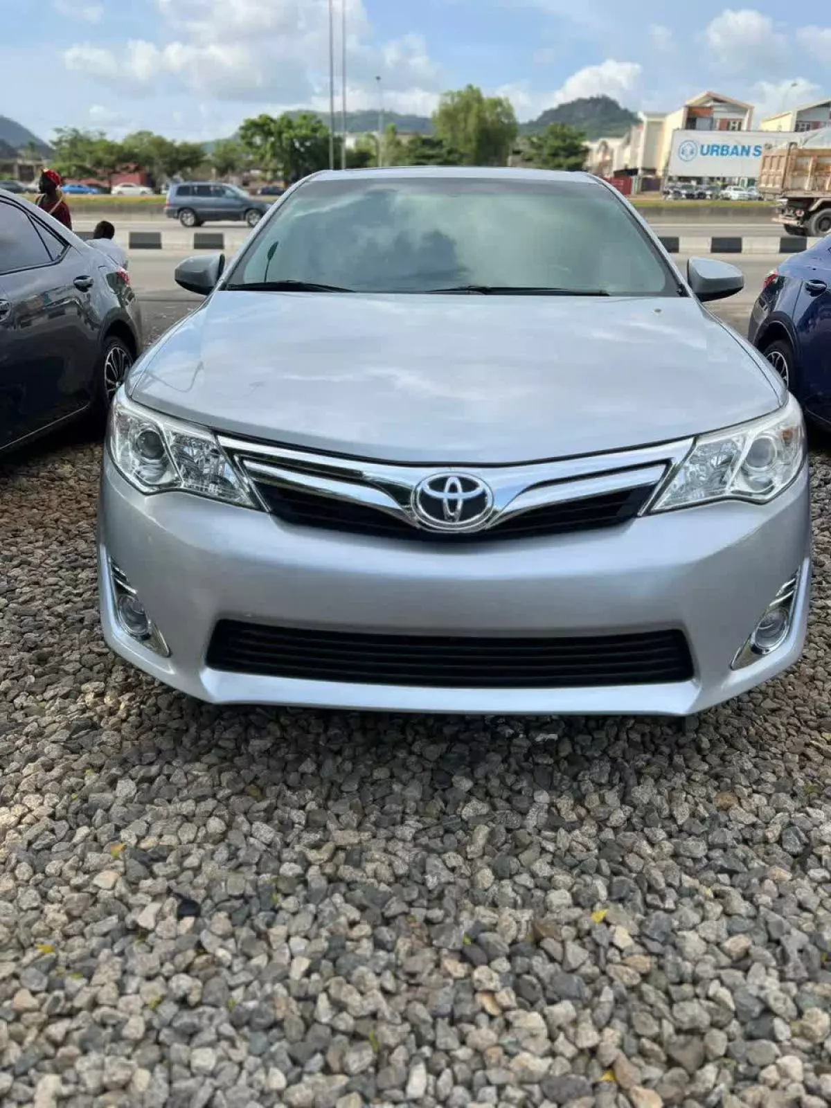 Toyota Camry   - 2012