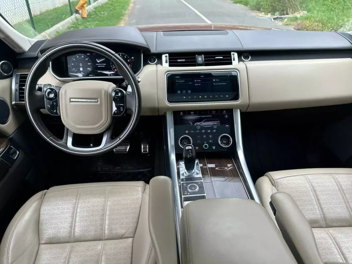 Land Rover Range Rover   - 2019