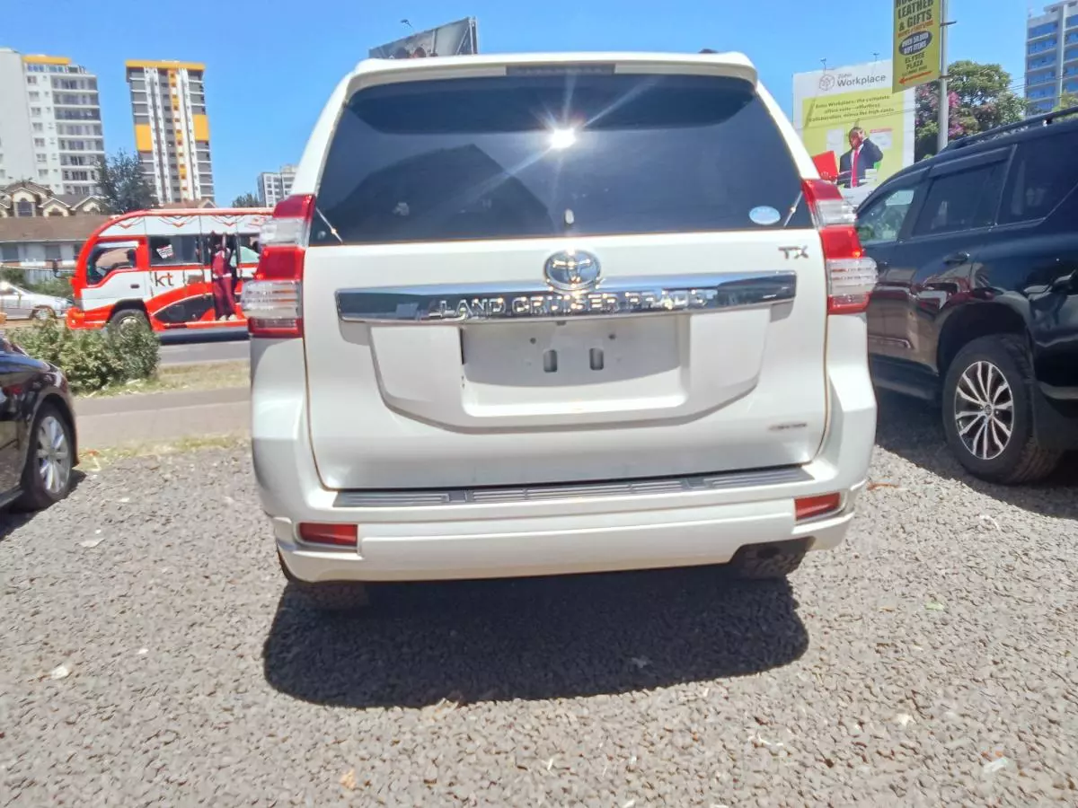 Toyota Landcruiser prado TX   - 2017