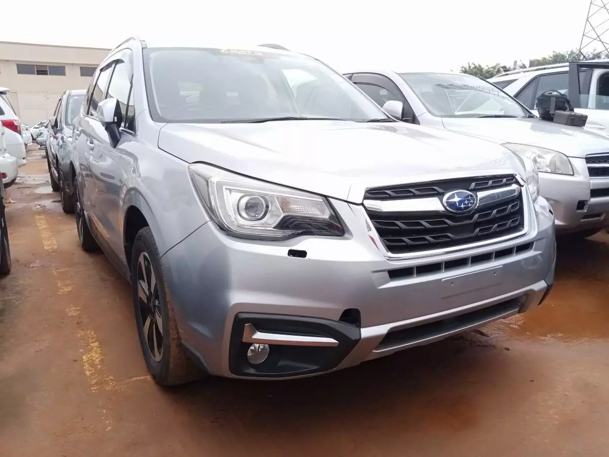 Subaru Forester   - 2015