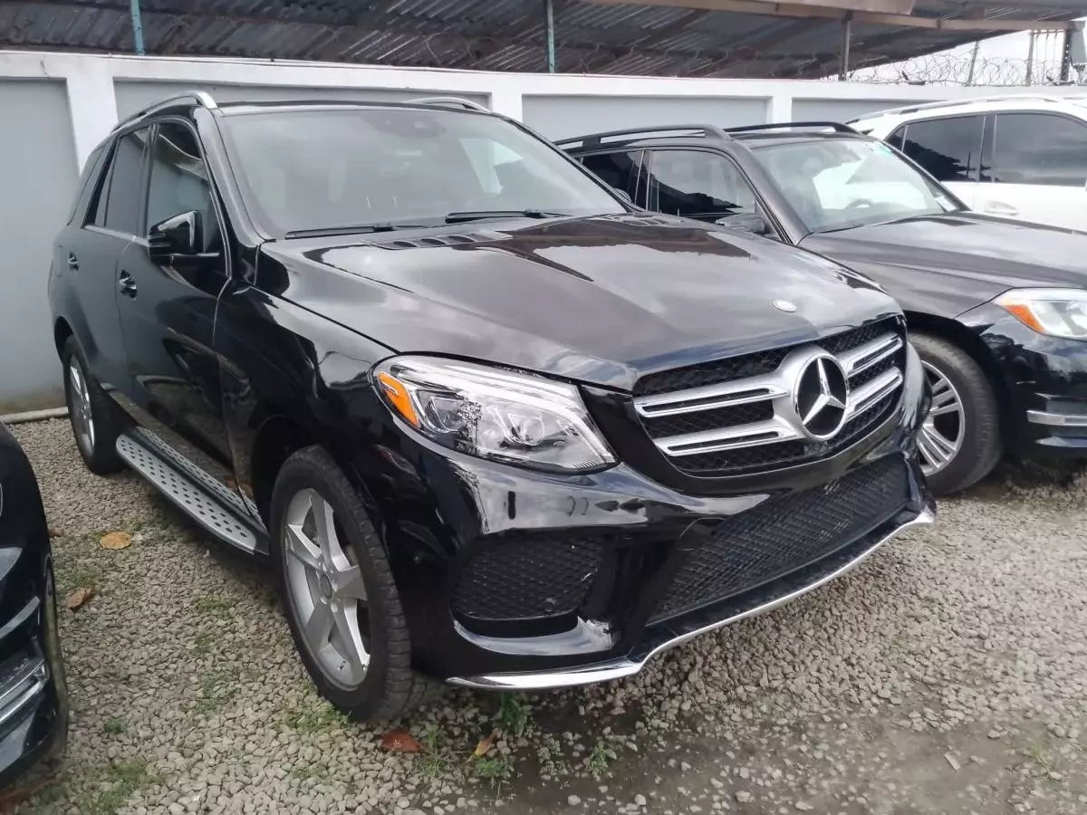 Mercedes-Benz GLE 350   - 2016