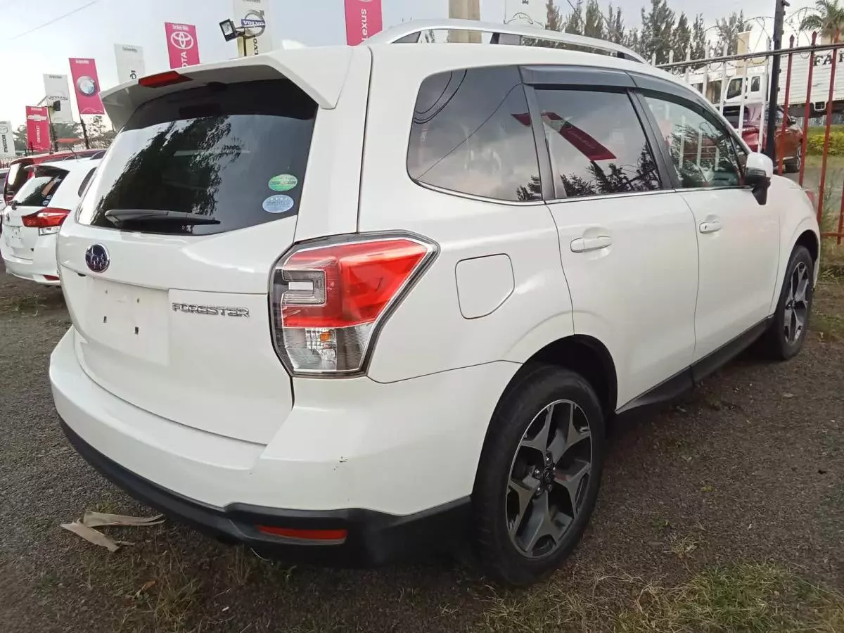 Subaru Forester   - 2016