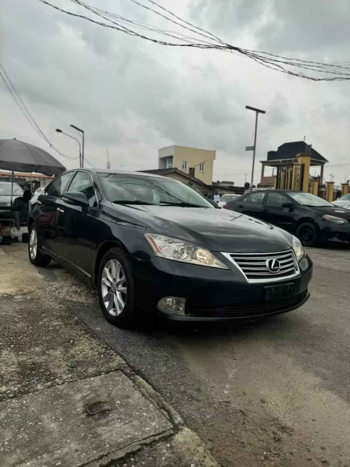 Lexus ES 350   - 2010