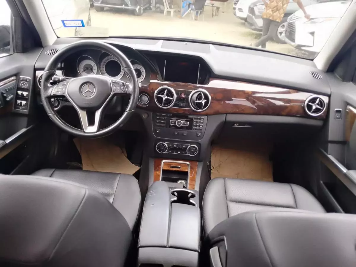 Mercedes-Benz GLK 350   - 2015