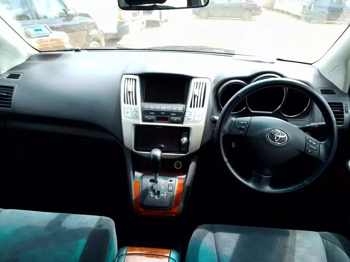 Toyota Harrier - 2008