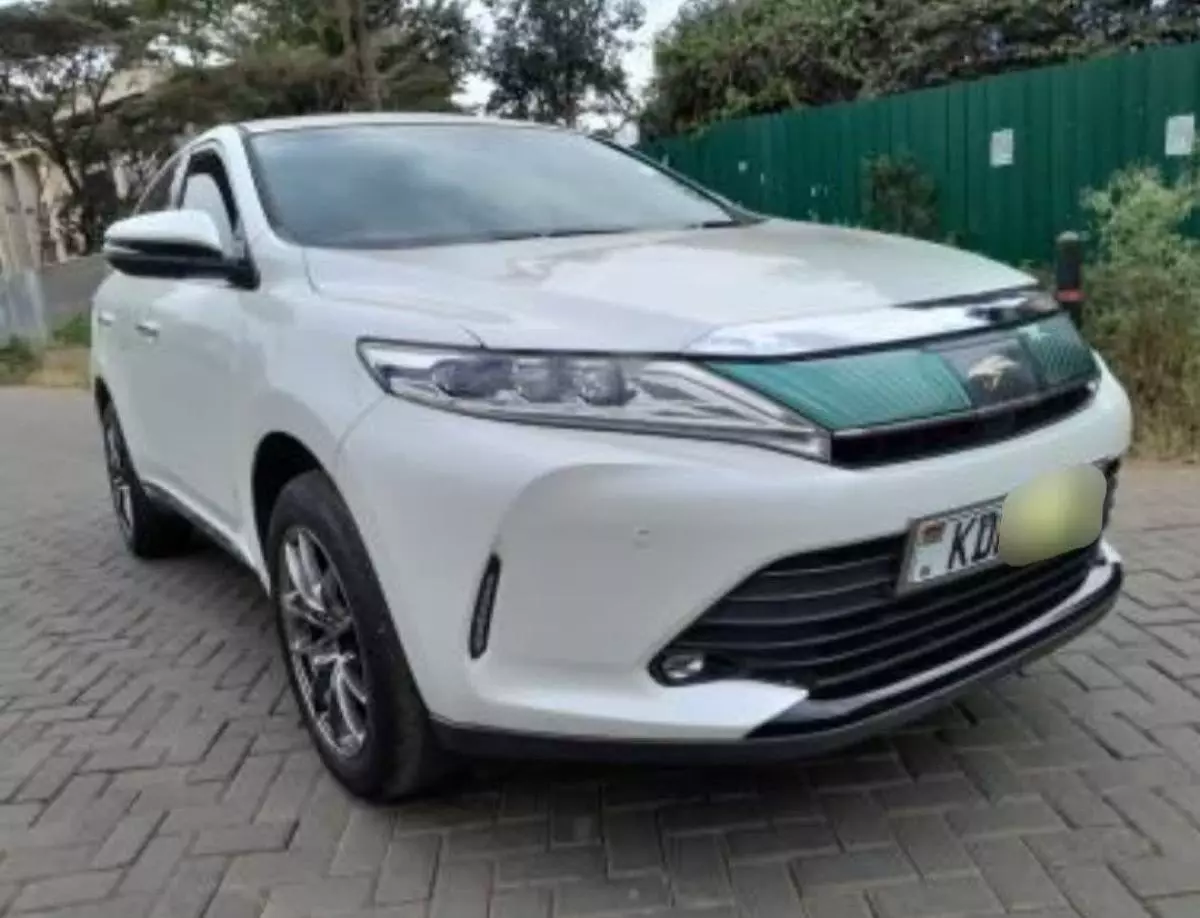 Toyota Harrier - 2017