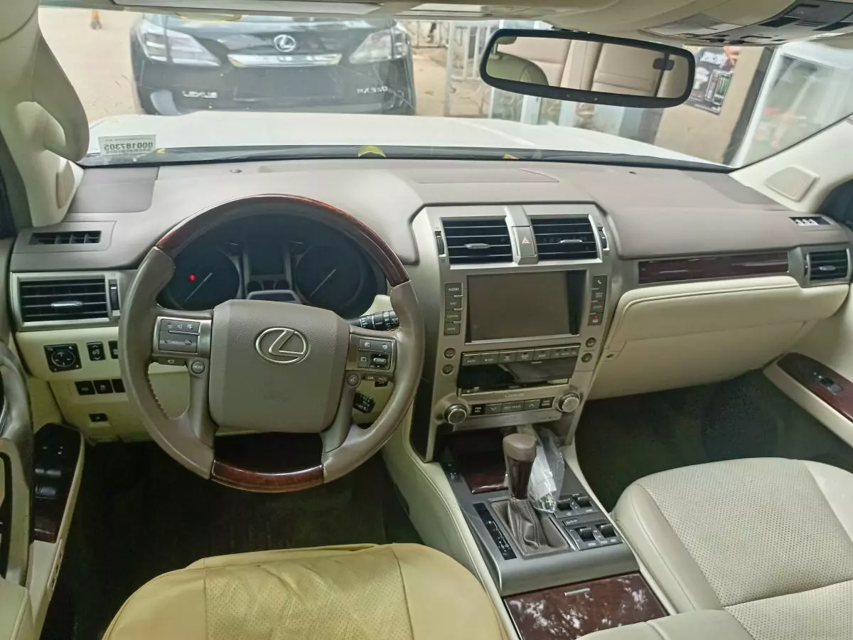 Lexus GX 460   - 2016