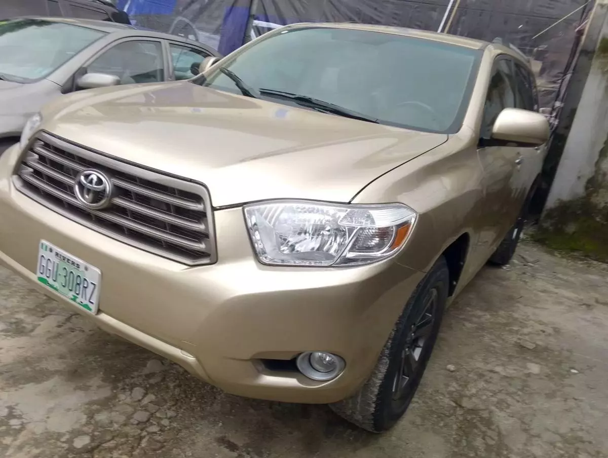 Toyota Highlander   - 2008