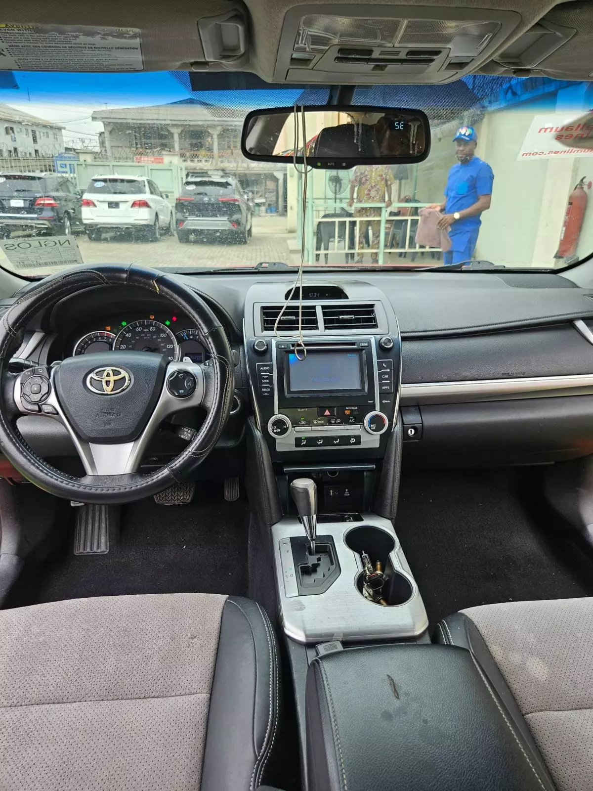 Toyota Camry   - 2012