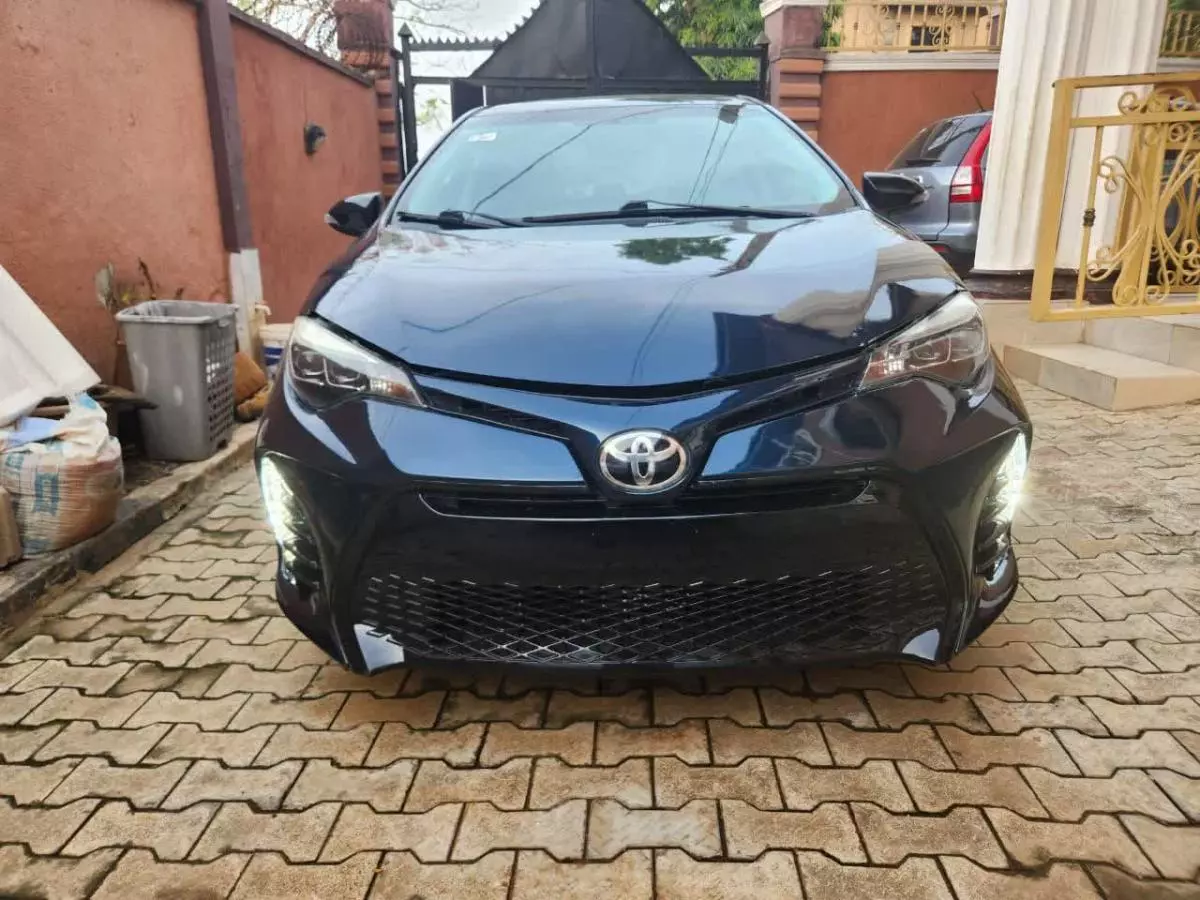 Toyota Corolla   - 2017