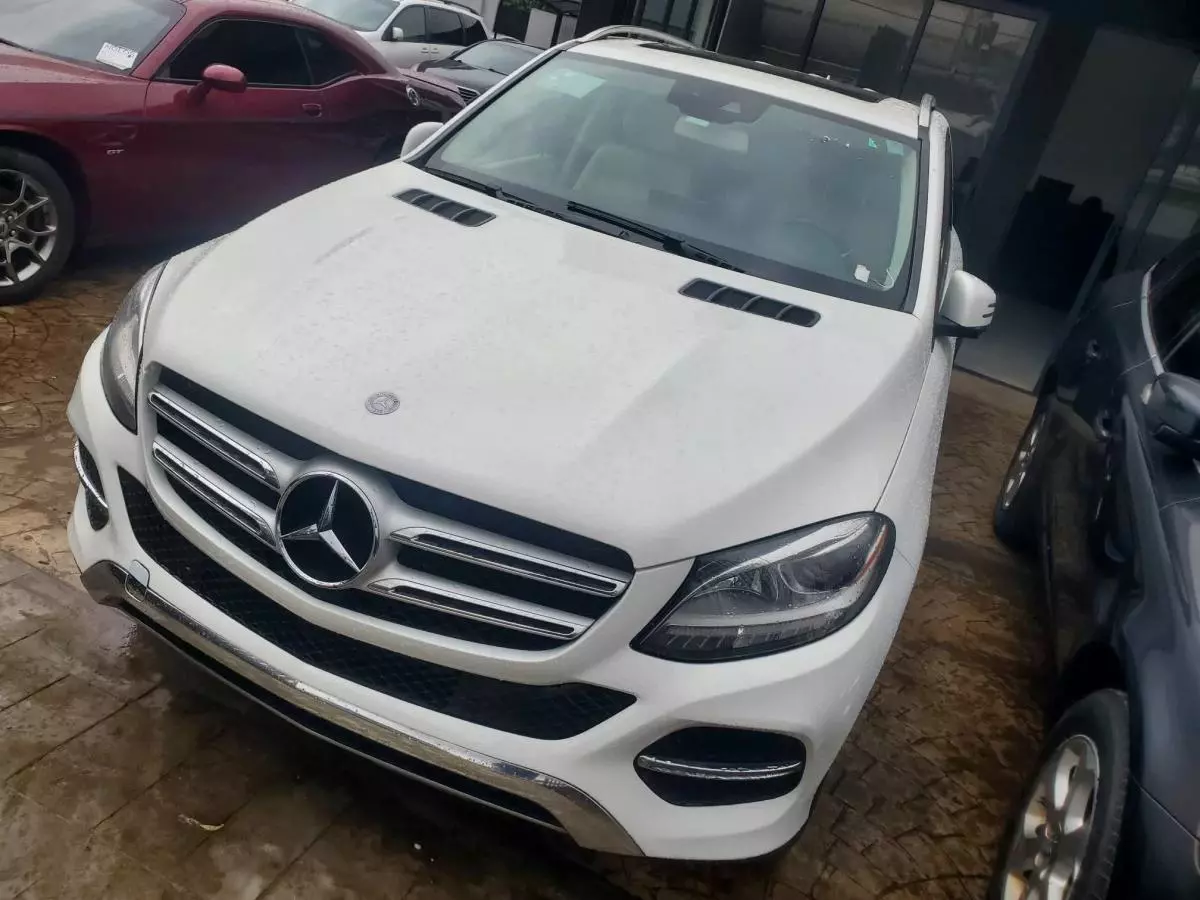 Mercedes-Benz GLE 350   - 2016