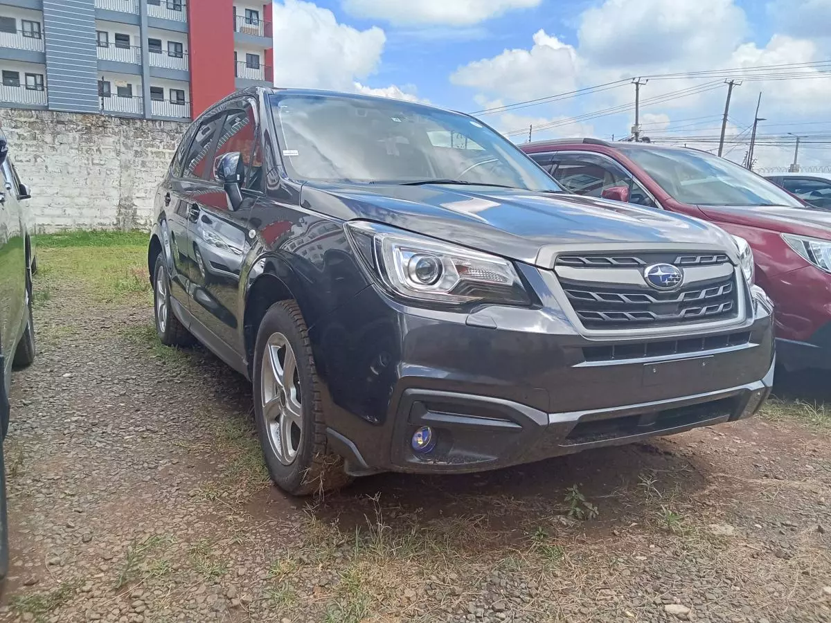 Subaru Forester   - 2017