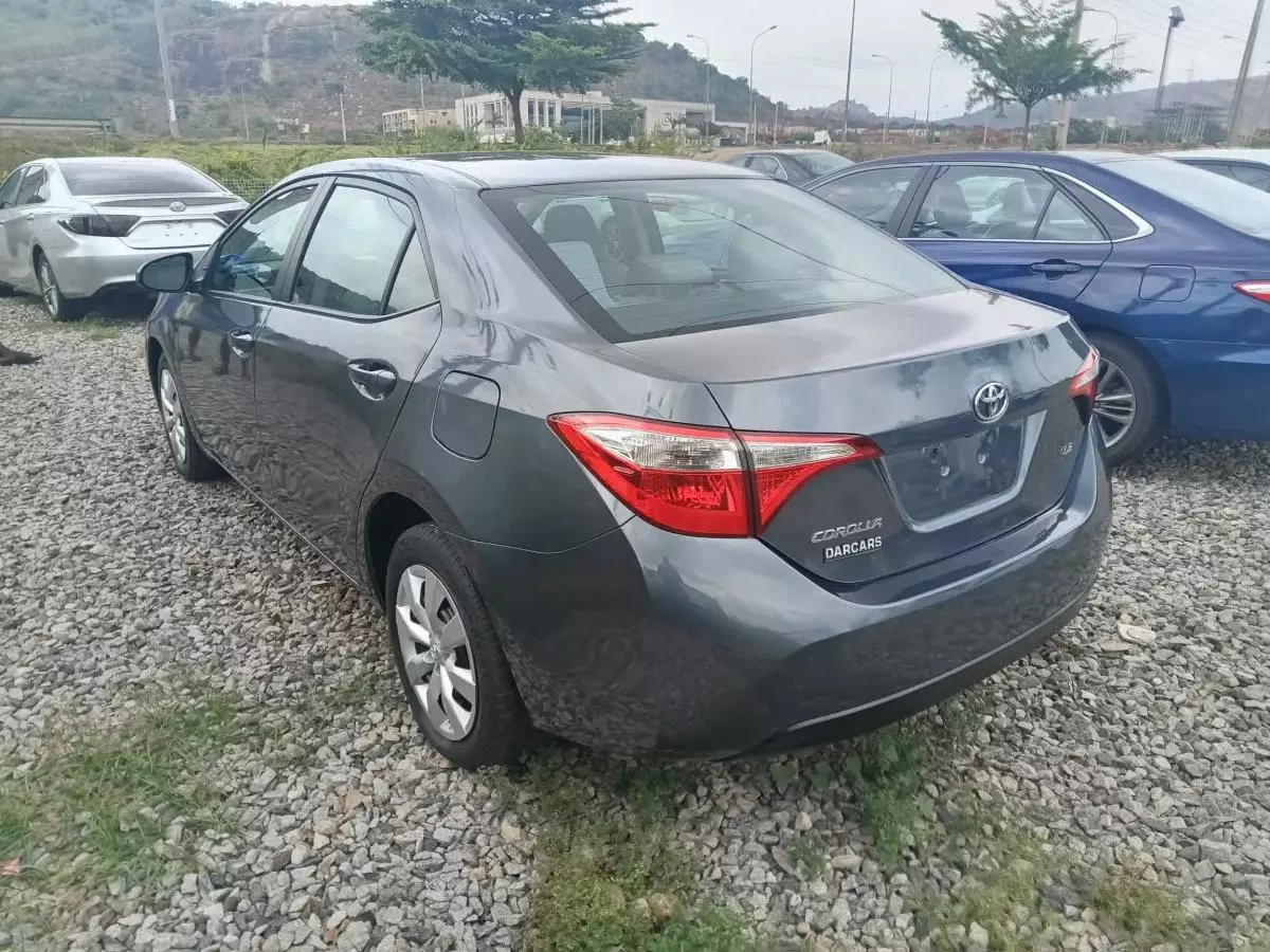 Toyota Corolla   - 2015