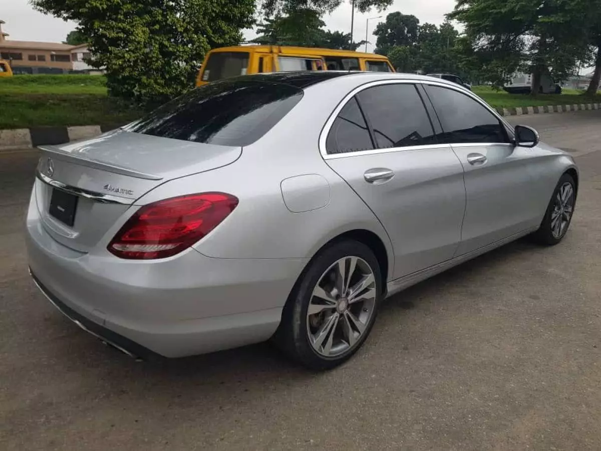 Mercedes-Benz C 300   - 2016