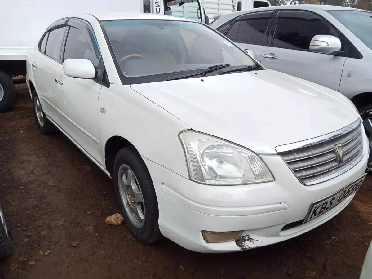 Toyota Premio    - 2005