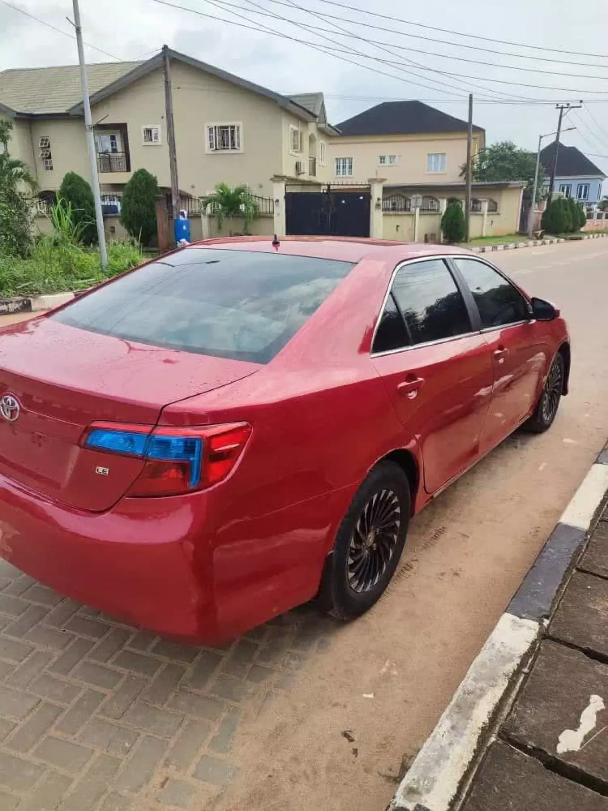 Toyota Camry   - 2014