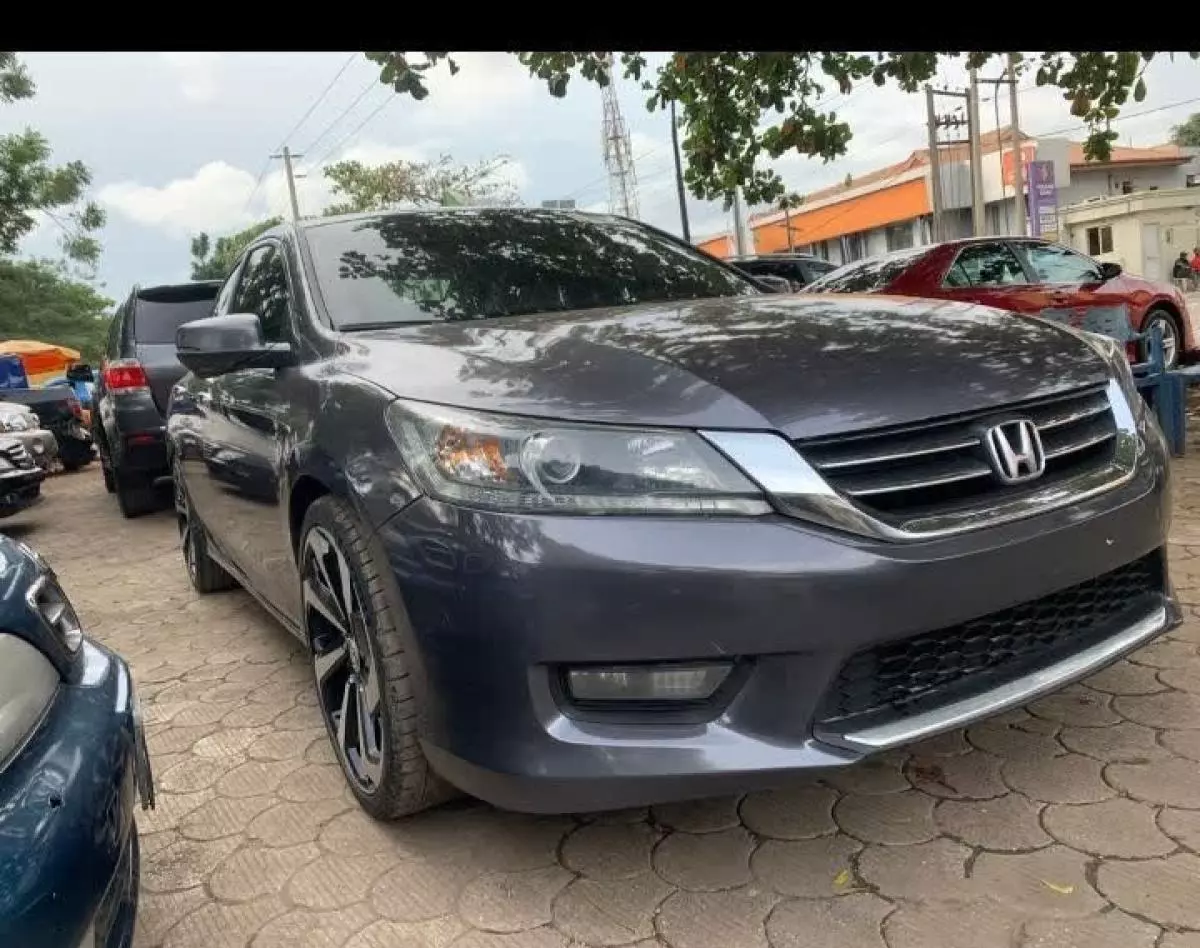 Honda Accord   - 2014