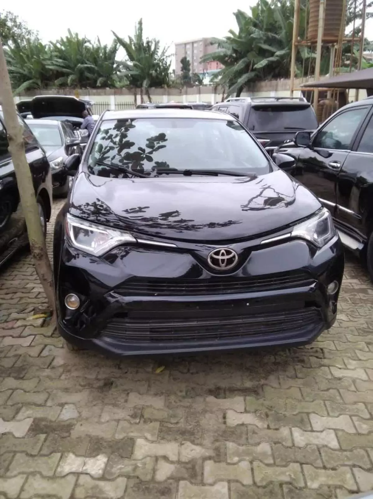 Toyota RAV 4   - 2016